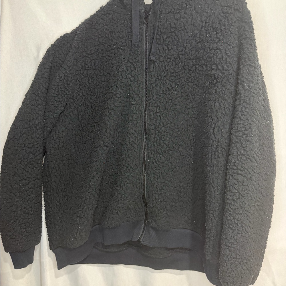 Black Yellowstone Dutton Ranch Sweater size L- oversized - Picture 2 of 4
